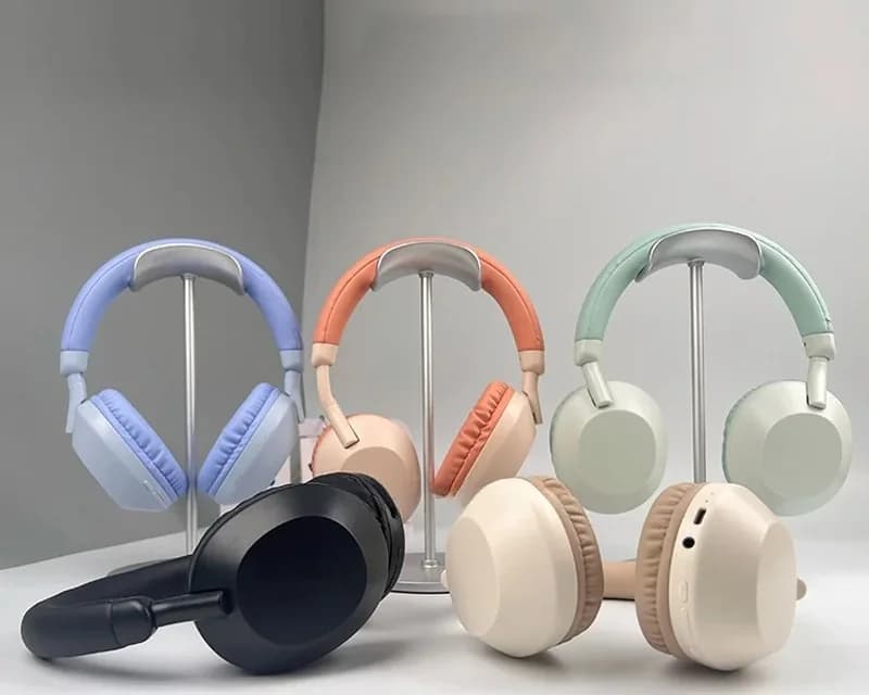 Bezvadu Bluetooth aizausu austiņas ar dziļu basu un mikrofonu