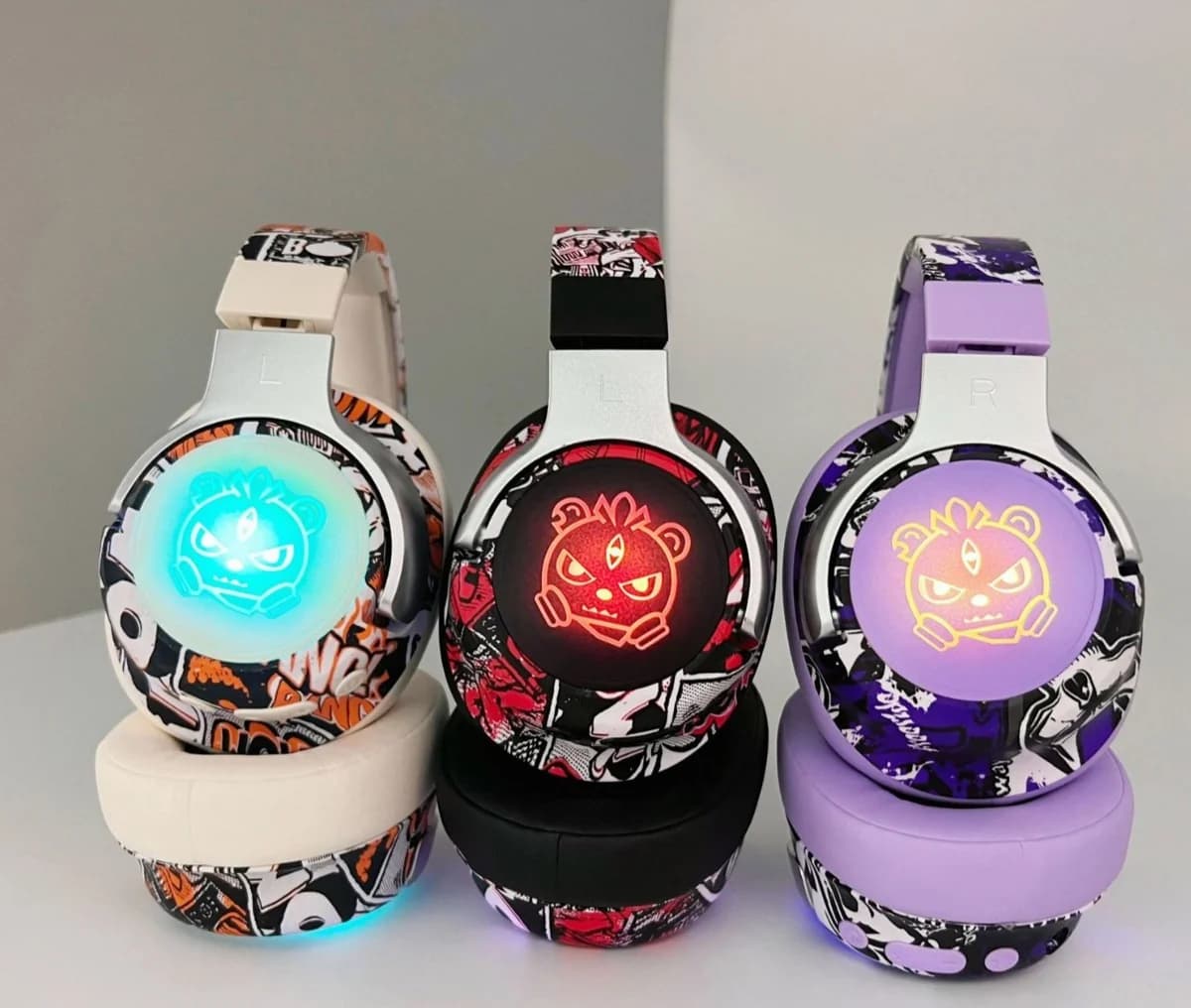 Grafiti stila Bluetooth austiņas ar RGB apgaismojumu un mikrofonu